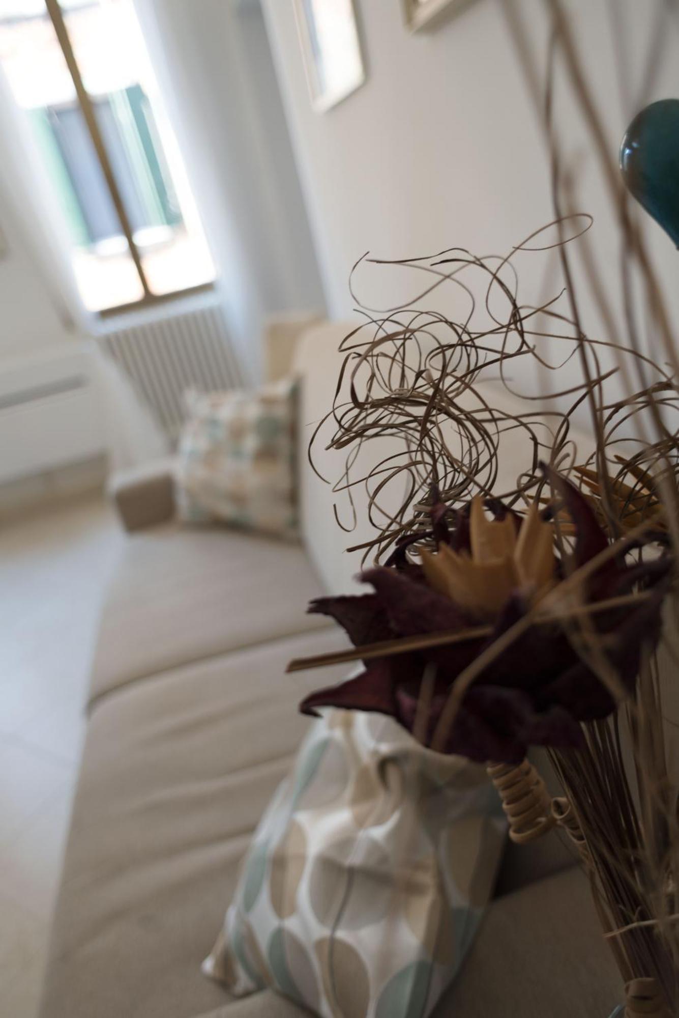 Biennale Bianco & Rosso * Venice